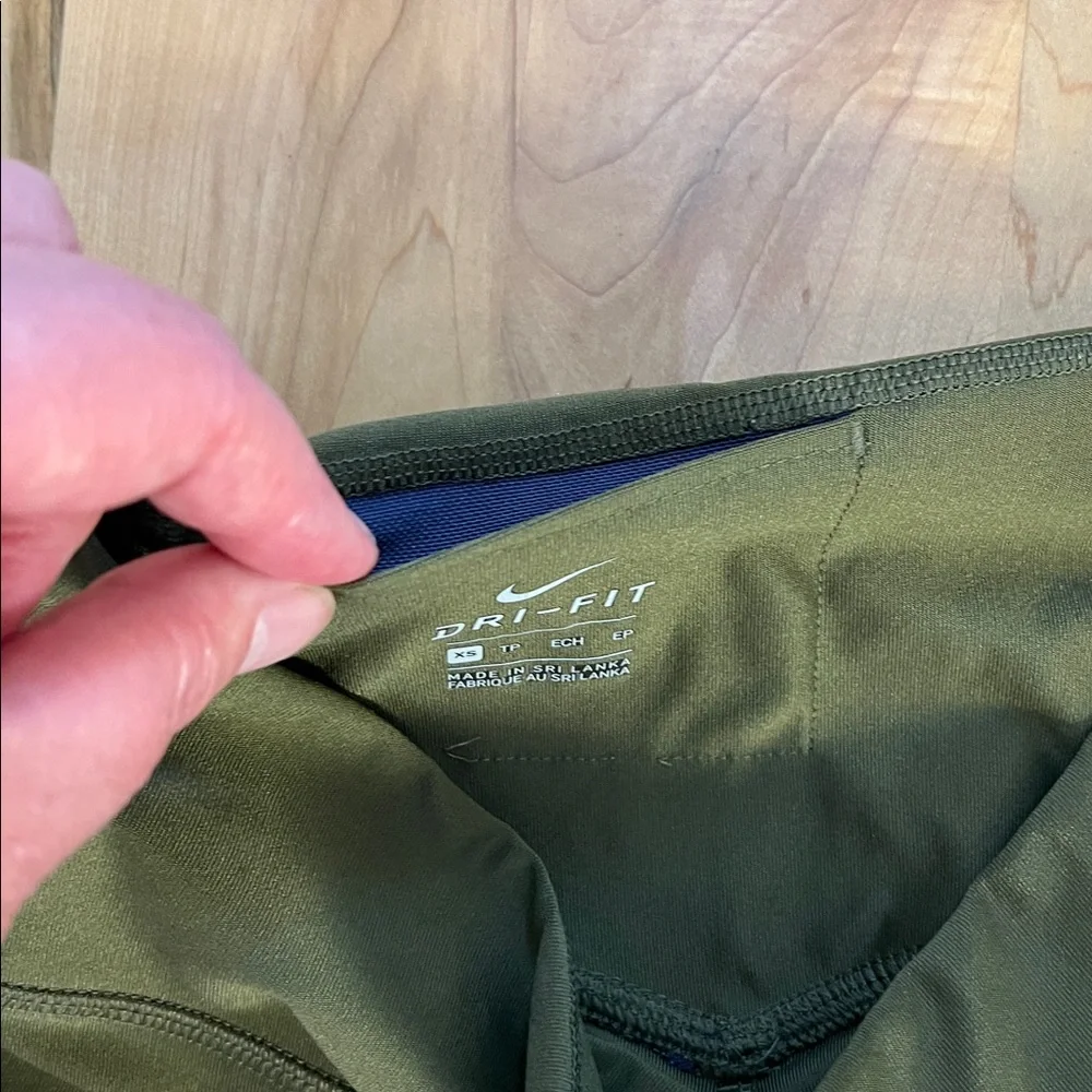 Nike Dri Fit Women's Olive, Navy, and Gray Leggings Size XS